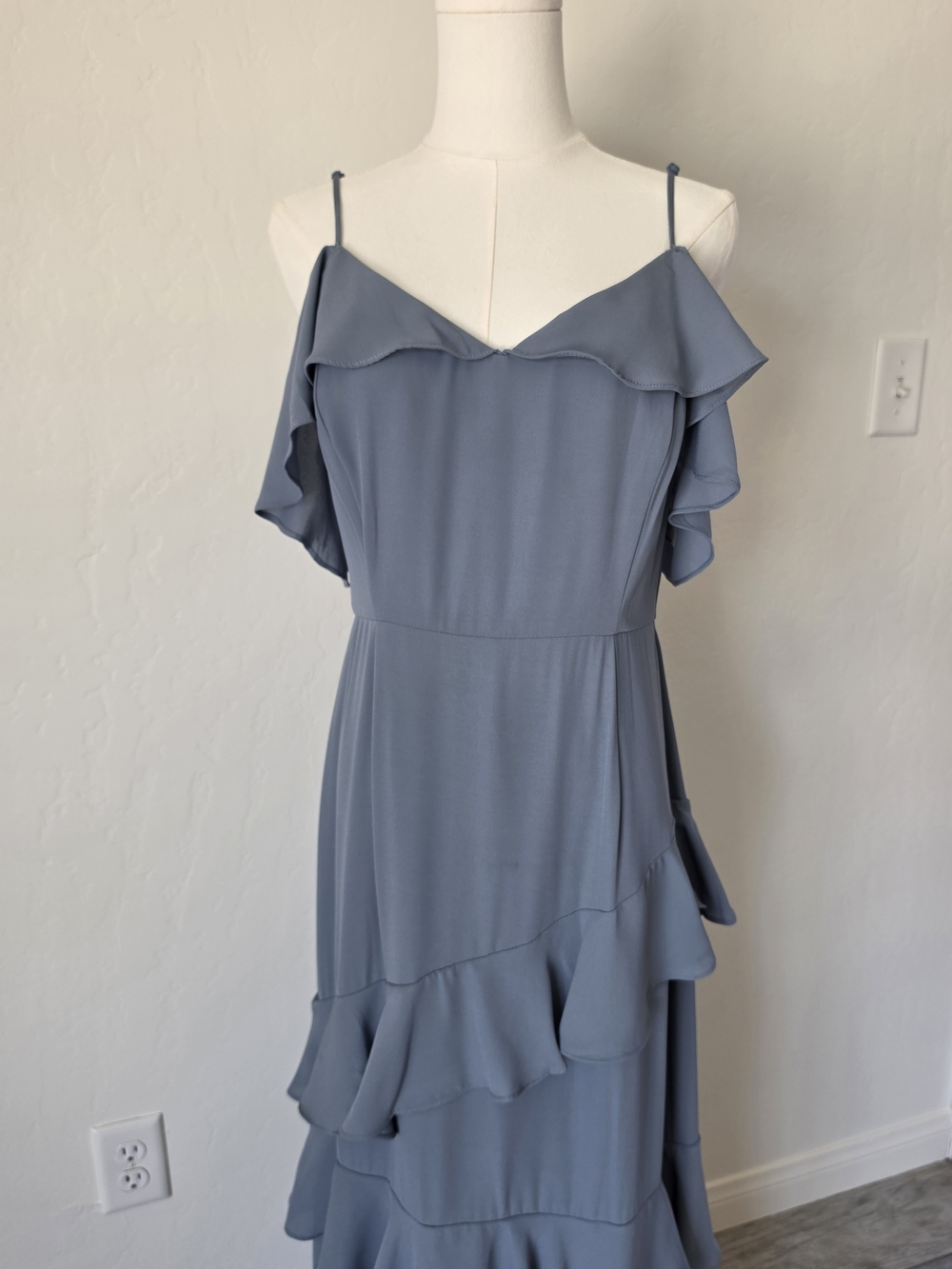 WAYF Danielle Off The Shoulder Tiered Ruffle Maxi Dress Gown Granite Gray L NEW